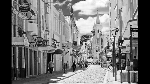 Tabele de Dois para o Brasil em Português, Inglês e Espanhol sobre O Ensino Doméstico é Liberdade