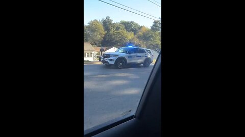 How did this car end up on the roof? Police investigating the bizarre scene. #caronroof #japd