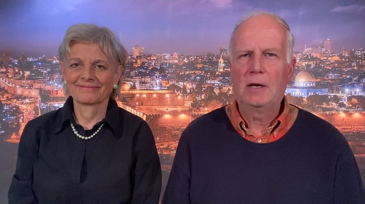 Israel First TV Program 247 - With Martin and Nathalie Blackham - Gaza/Lebanon War Update 31