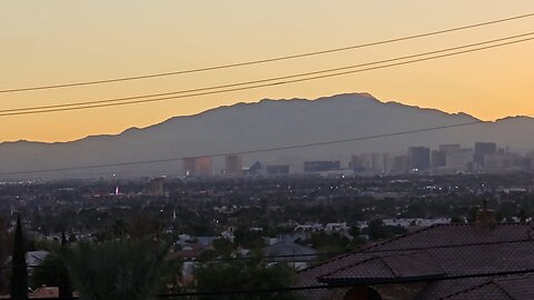 Did you SEE tonight's HALLOWEEN Las Vegas sunset? Check THIS out! #follow #halloween #gaming #travel