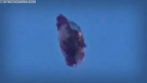 Unusual UFO Capture above Mexico City Airport