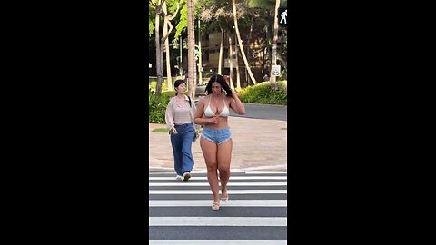BIKINI Girl