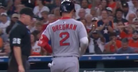 Alex Bregman con la lex del ex en Houston