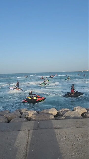 summer 🏝️🌞 vibes