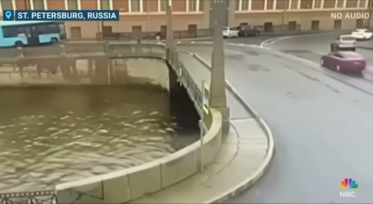 Bus drives into river and kills passengers in Russia