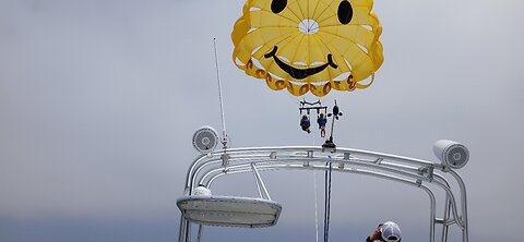 Parasailing with Jaden from Tiktok!