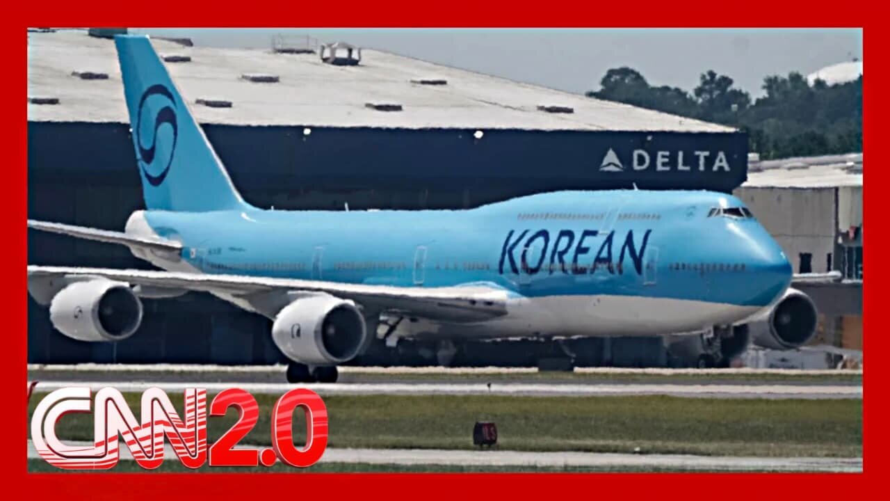 Flight Repatriates South Korean Workers Detained in Georgia ICE Raid | CNN2.0