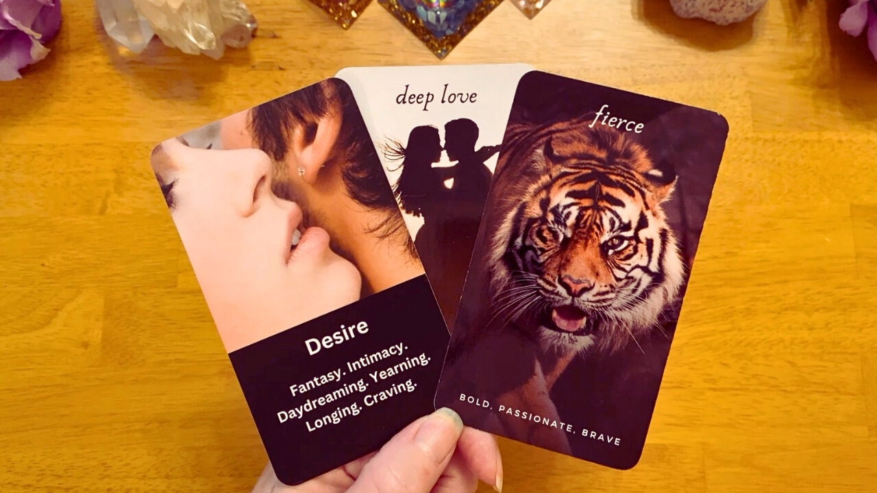I DON'T DESIRE ANYONE THE WAY I DESIRE YOU! 😍 [COLLECTIVE LOVE TAROT READING] 🔥 (IN DEPTH) 🔮