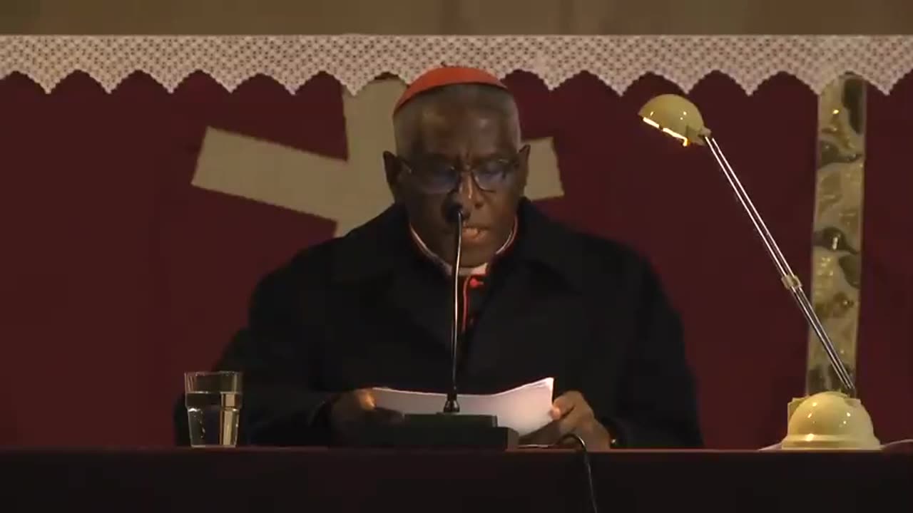 cCARDINAL SARAH: LA FORCE DU SILENCE