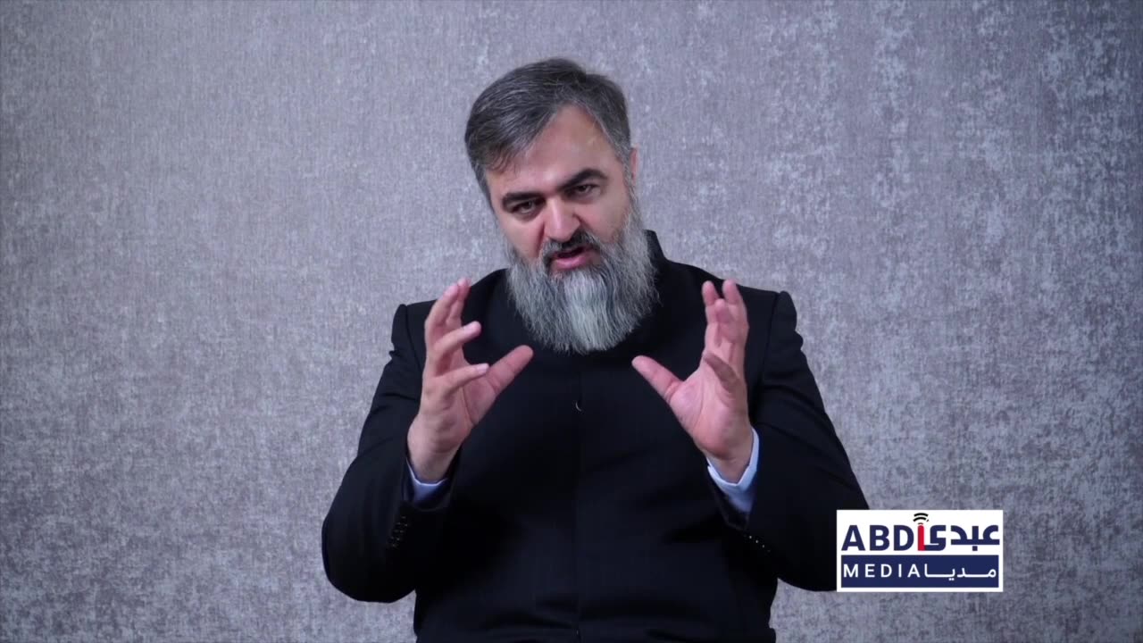 محمدتقی اکبرنژاد: مردم در سال ۵۷ به مرجعیت دینی پناه آورده بودند