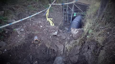 plainly-difficult---poorly-installed-commuter-train-crashes-into-collapsed-hillside