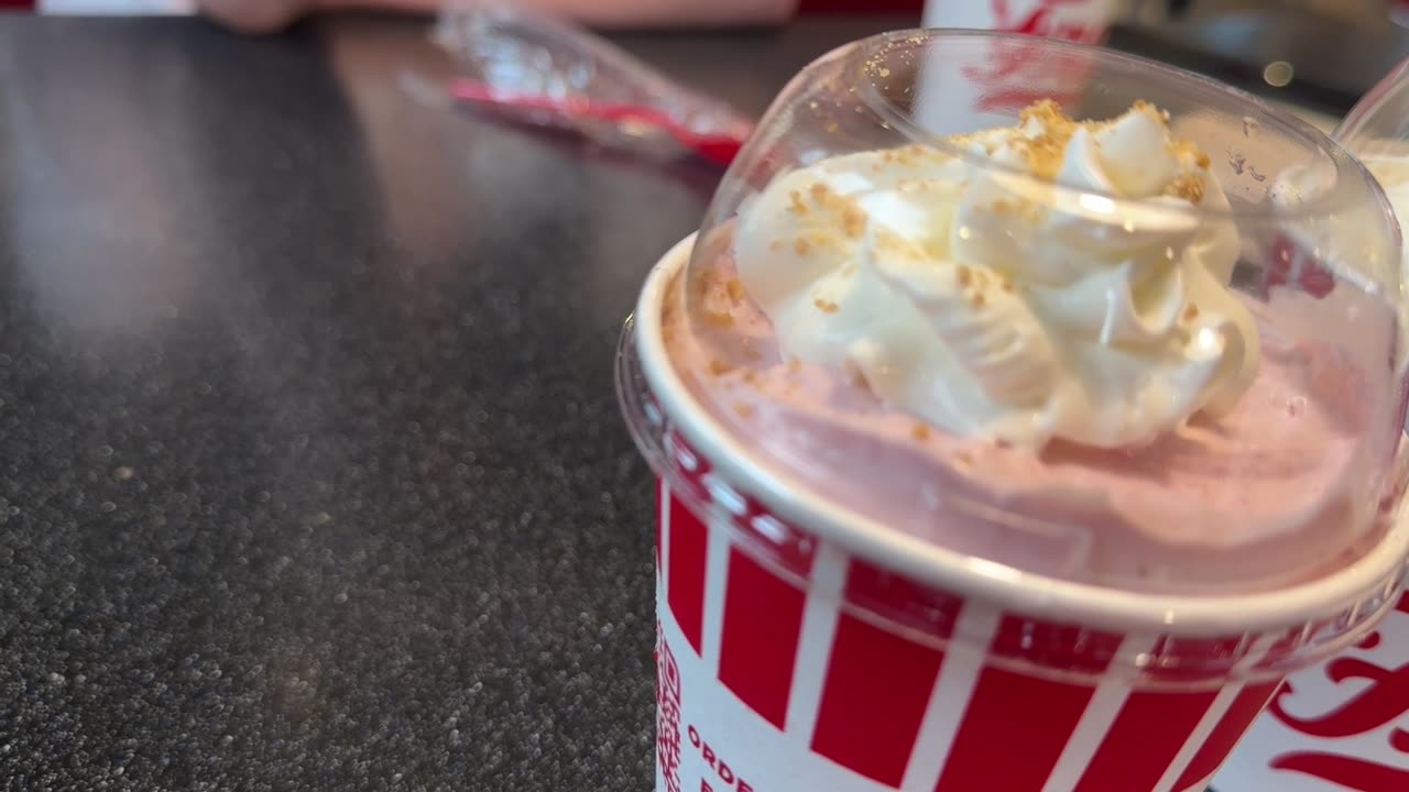 FREDDY'S STEAKBURGERS