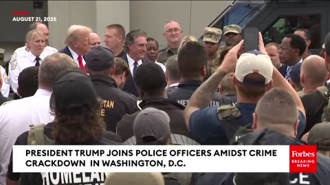 POTUS visits D.C. Police Officers, 🍕🍔 Brings Pizza & Burgers Amidst Crime Crackdown