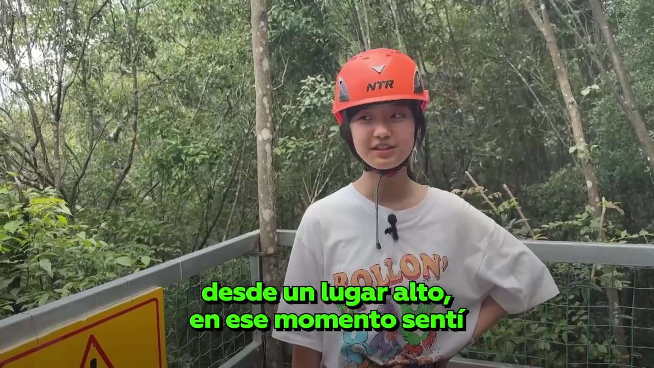 El ‘columpio’ que pone a prueba tus nervios a 10 pisos de altura