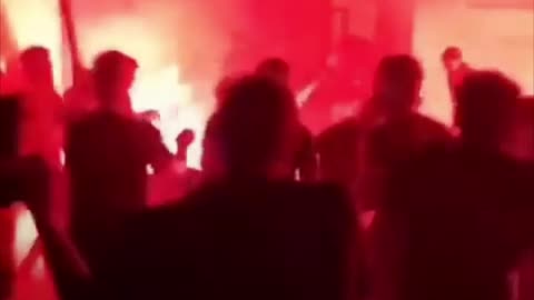 Fuertes choques con la Policía en Serbia durante protestas antigubernamentales