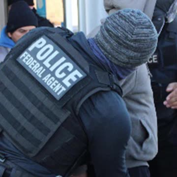 ICE Arrests Over 1,000 Illegal Immigrants, Fines Businesses Nearly $1M in Crackdown