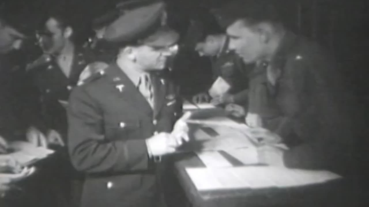 ARRIVAL OF AMERICAN... - ARRIVAL OF AMERICAN DEPENDENTS IN GERMANY, BREMERHAVEN, FRAN - 111-adc-5903