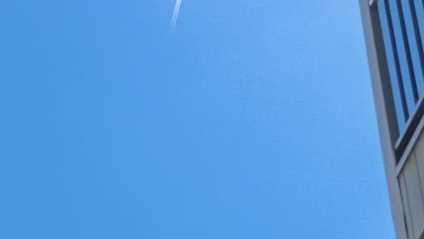 25.8.2025 Contrail