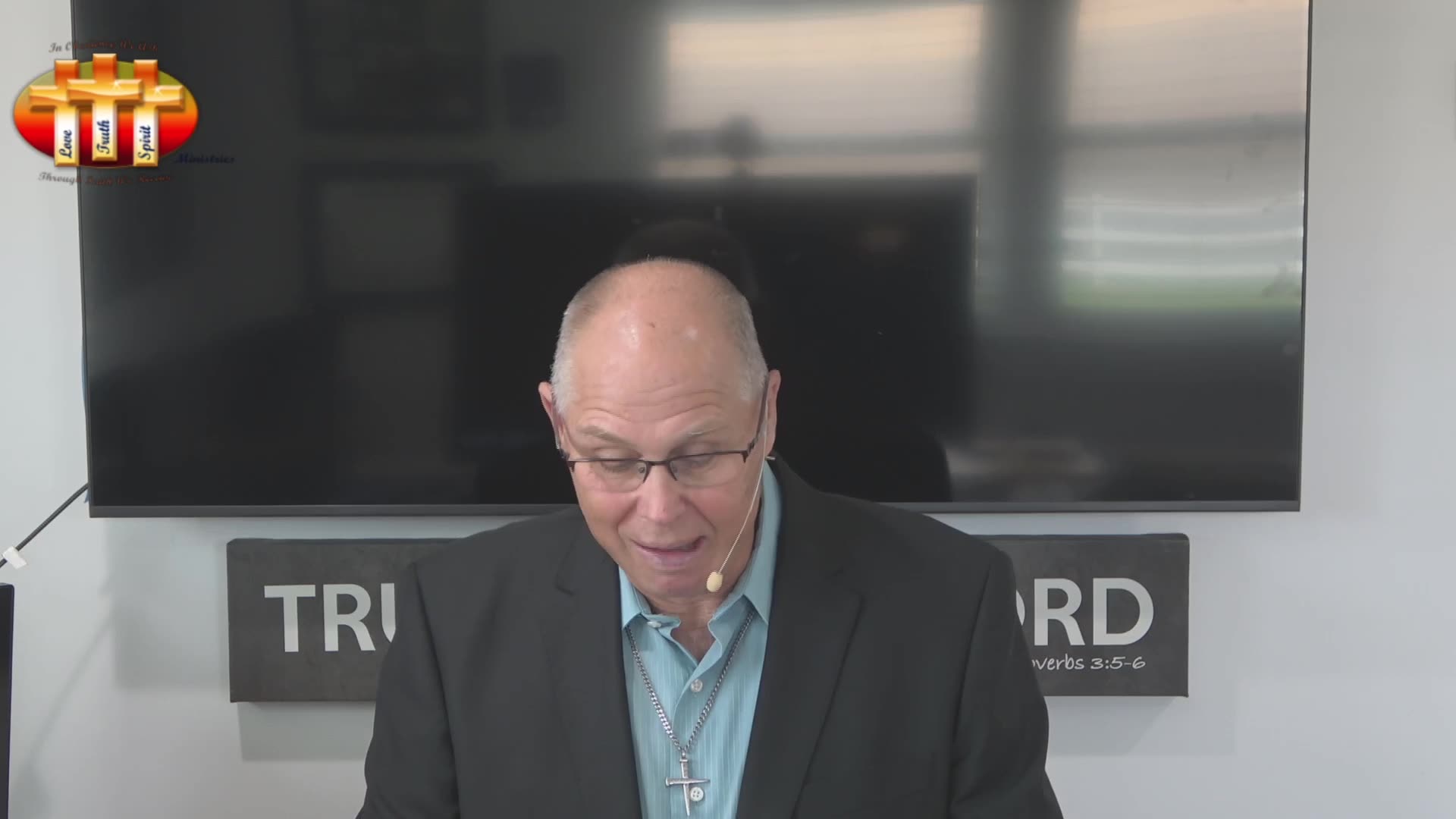 Glorify God using One Voice