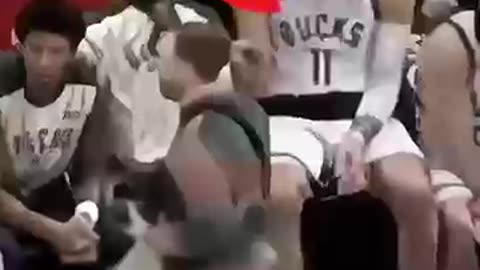 conor picked a fight with a basketball player #mma #basketball #conormcgregor #brooklopez #bucks