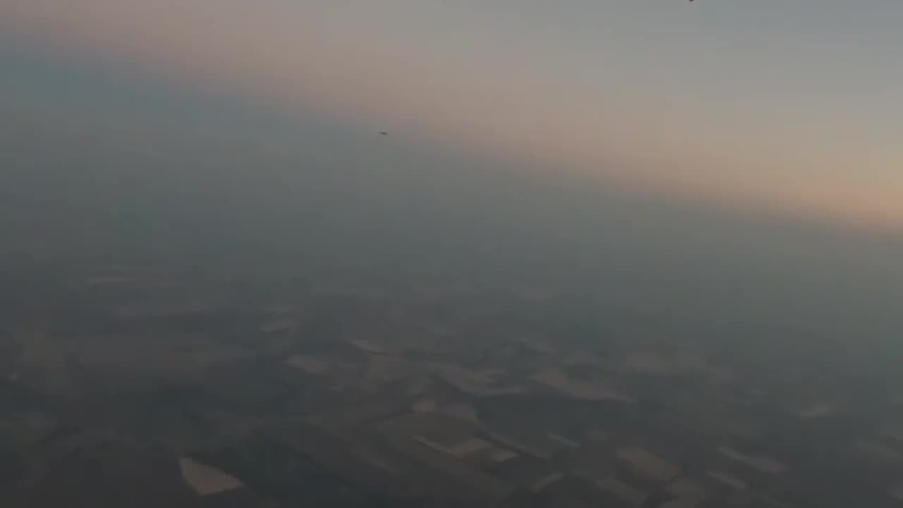 🇺🇦🚁 Ukrainian Mi-24 helicopter shot down Russian Shahed UAV.