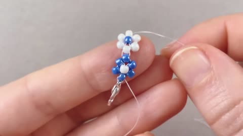 How to make a beautiful bracelet
