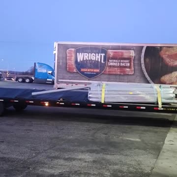 ALWAYS CHECK YOUR LOAD #ourtruckinglife #reallifetruckers #truckdrivers #atruckerslife #truckdriver