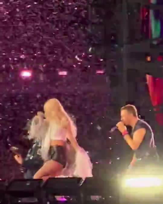 Blackpink Rosé Coldplay Kpop 2025