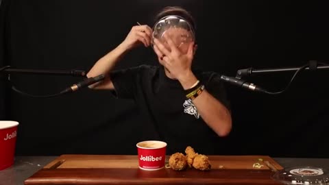 Competitive Eater trys ASMR (Fire Noodles, Fried Chicken, Pork Rinds, ect..)_part1