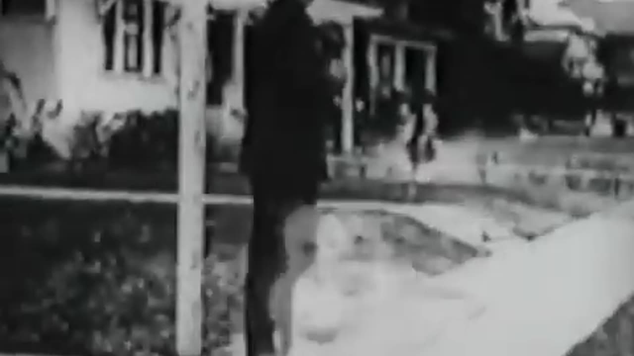 y2mate.com - 26 Our Gang Cradle Robbers 1924_360p