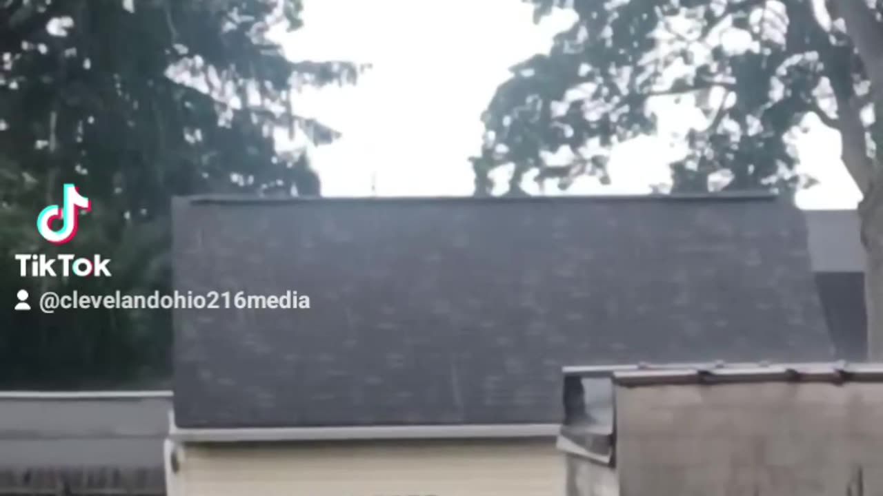 Quick Downpour In Cleveland Ohio