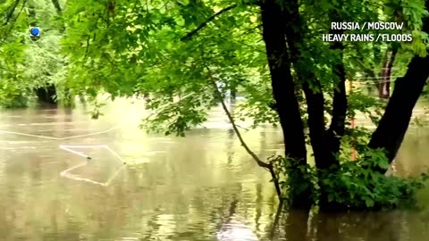 Des pluies tropicales inondent Moscou pendant 3 jours consécutifs