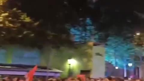 🚨 At least 2 dead, by "Barbarians" yesterday in Paris.