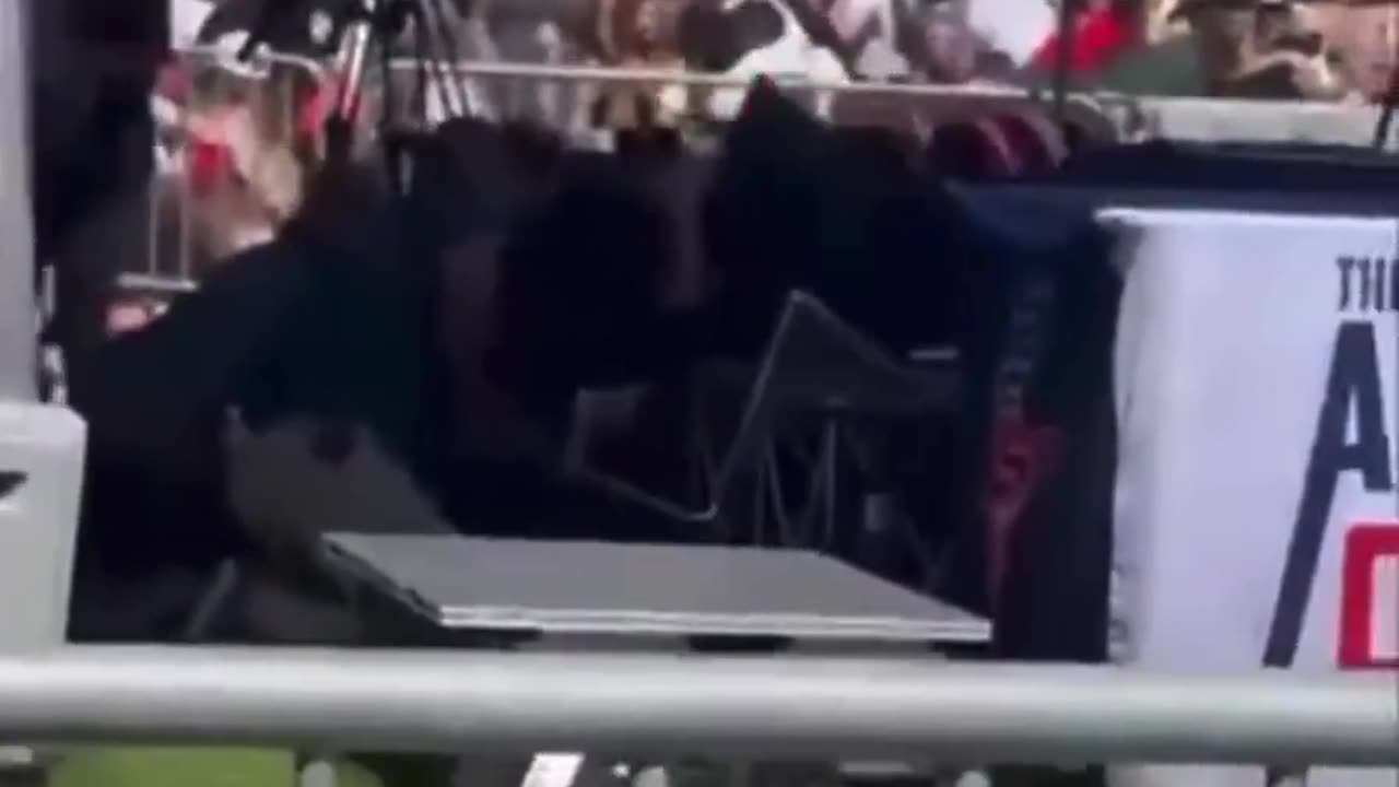 The Magical Phasing Chair - AI Glitching in EVERY Angle? Focus on the Chair. (DEBUNKED AI)
