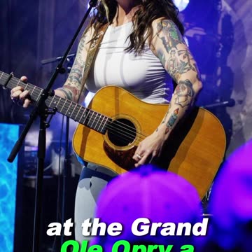 Ashley McBryde & Her Guitar Dinah Rock the Grand Ole Opry Stage - WorldEye