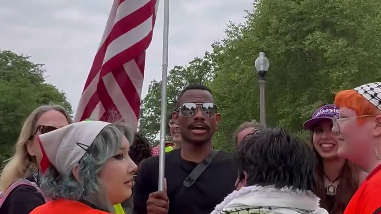 No Kings Protest, Obese Ugly Women Attack