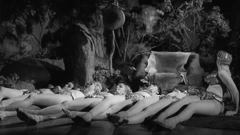 Pandora and the Magic Box (1965)