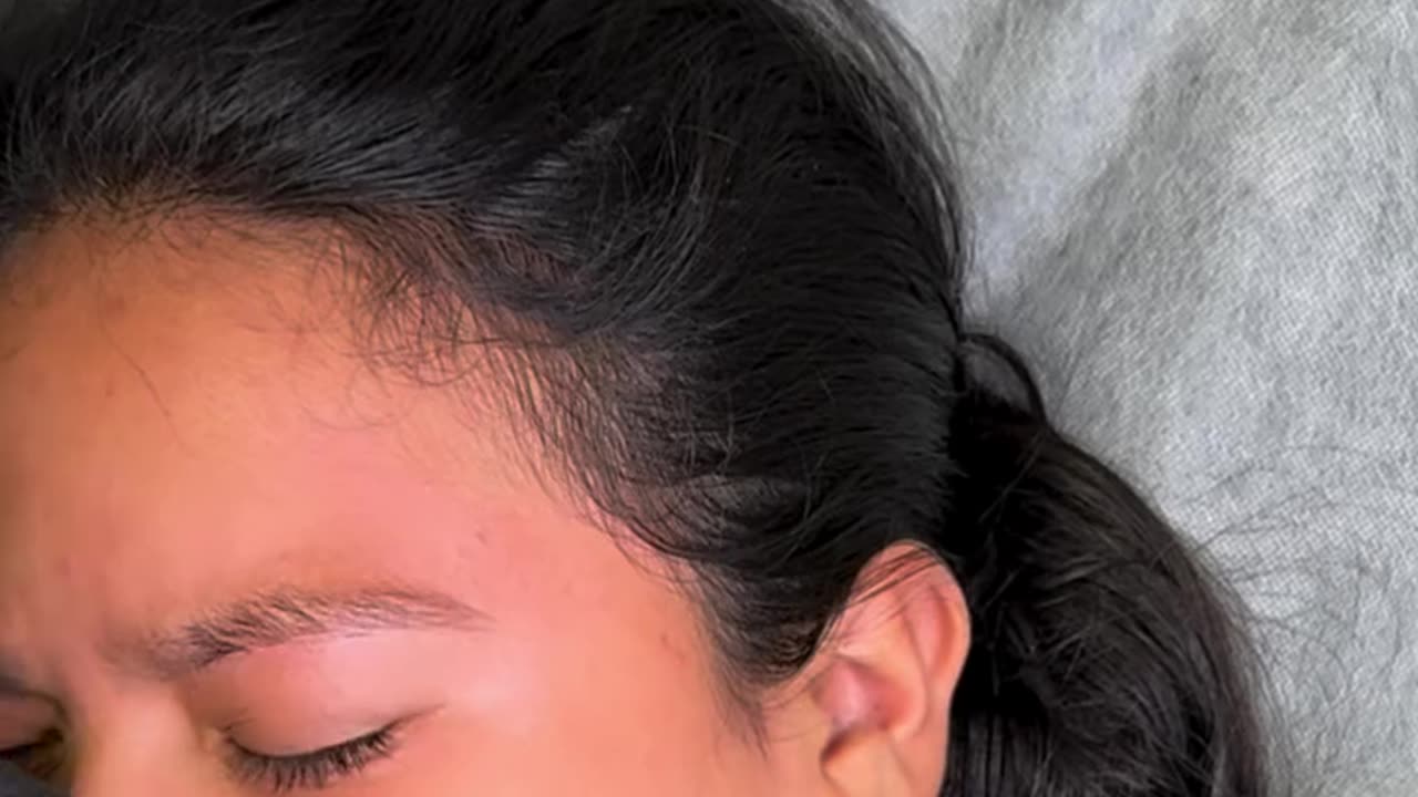 Eyebrow Waxing Tutorial with Sexy Smooth Emerald Enchantment | @Modalityesthetics California