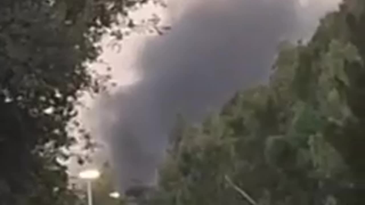 Report of an attack on Revolutionary Guard positions near Azadi Square in Tehran