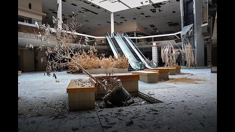Weird Mall Encounters