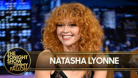Natasha Lyonne Wants to Get in Contact with Rihanna After Filming Smurfs (Extended) | Tonight Show