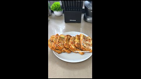5 minutes low budget pan toasted sardine.