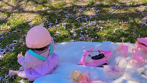 My two-minute challenge in nature with Barbie and Pony
