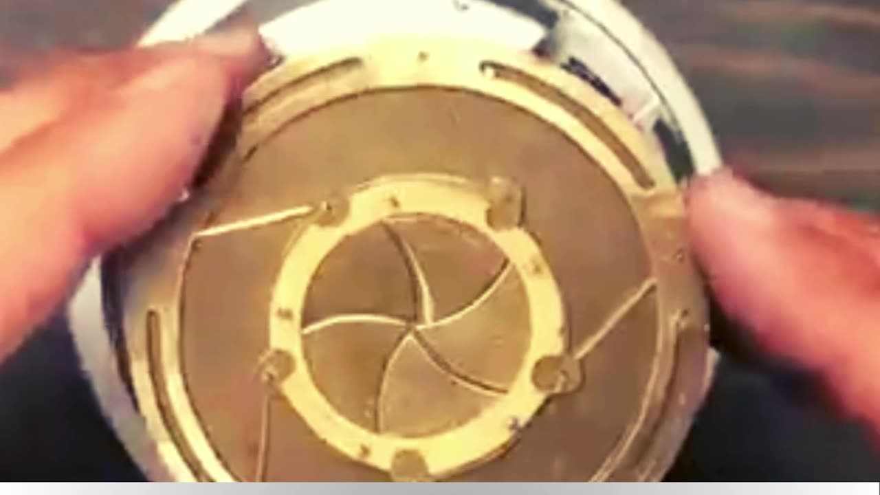Turning a Simple Jar Lid into a Stunning Medallion 😲😃