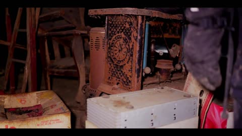 Abandoned Farmhouse FULL of Forgotten TREASURES...
