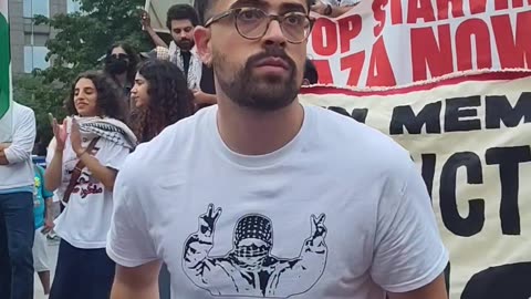 "STOP STARVING GAZA NOW!"