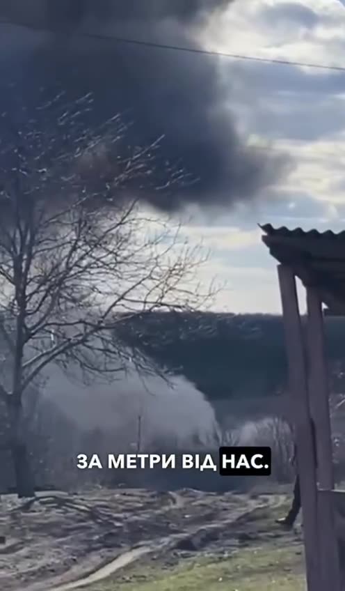 Russian Airstrikes On a Humanitarian Group Evacuating People from Sumy