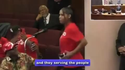 Woman goes SCORCHED EARTH on Chicago Mayor Brandon Johnson.