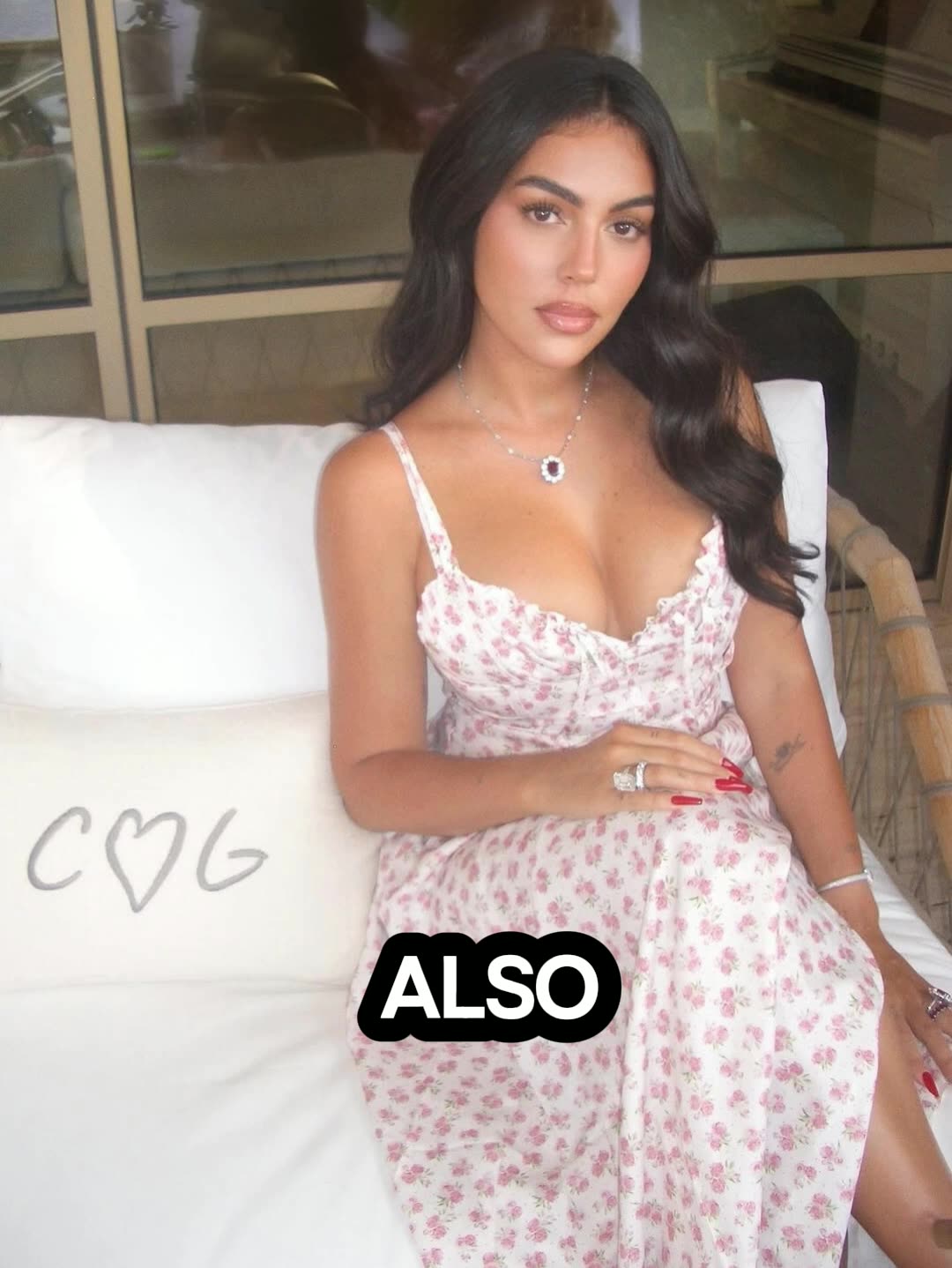 All about Georginas exceptional diamond ring