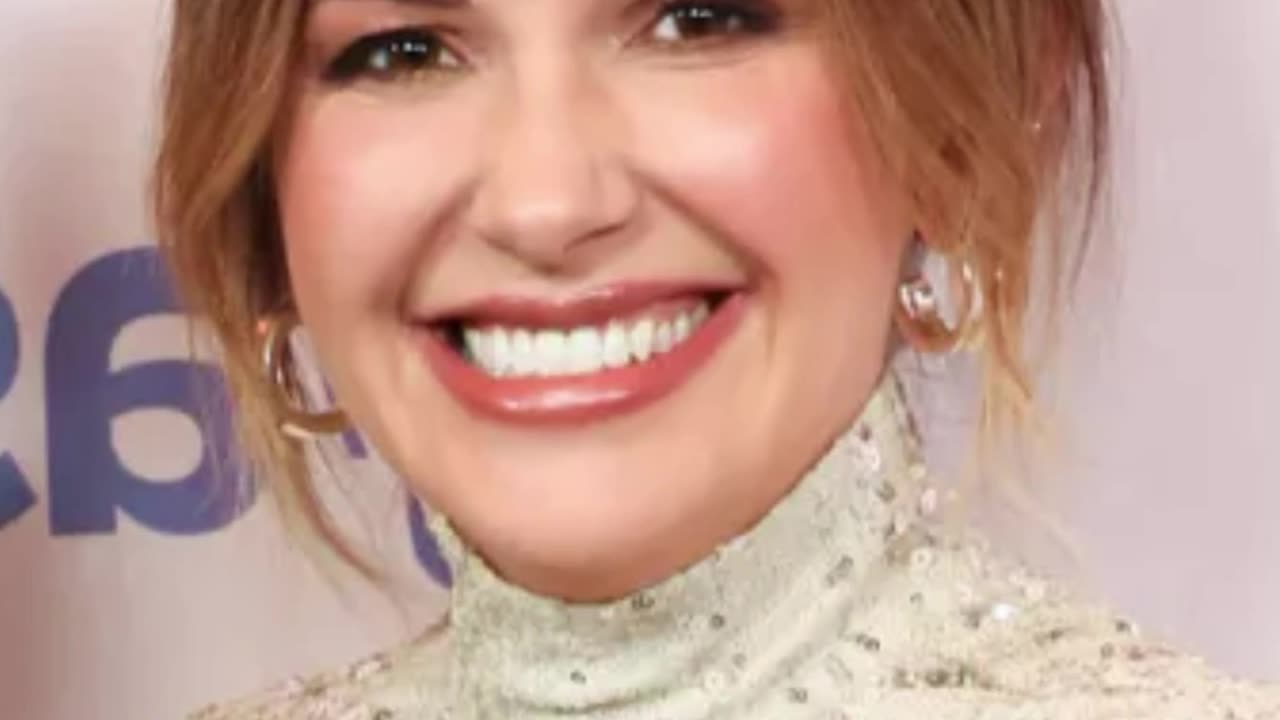 Carly Pearce Caught Off Guard by Kelsea Ballerini’s Wild Maren Morris Confession! - WorldEye